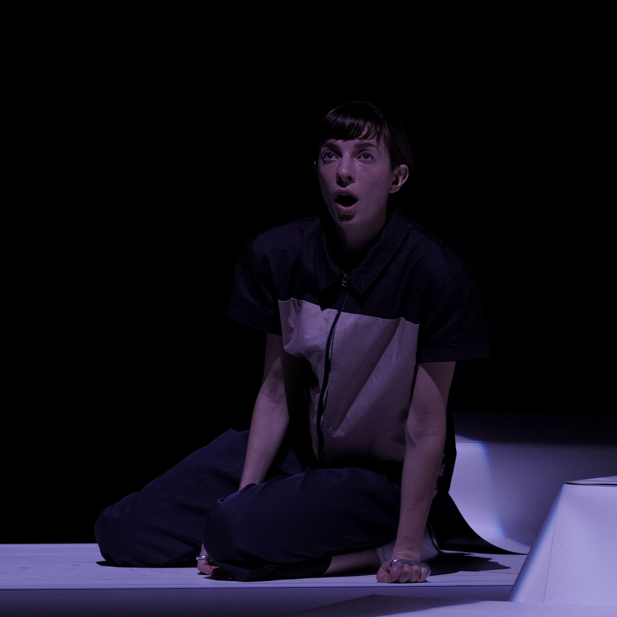 Nina Santes dans sa création République Zombie